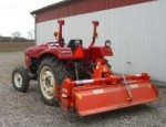 Traktor med fræser Traktor med fræser
